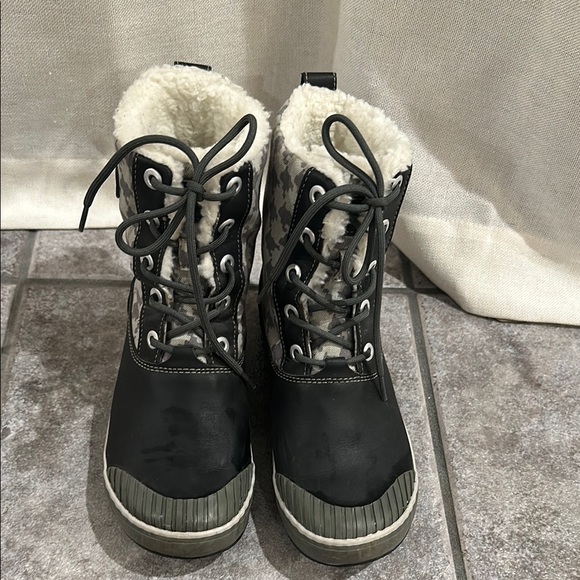 Keen Shoes - Winter Boots